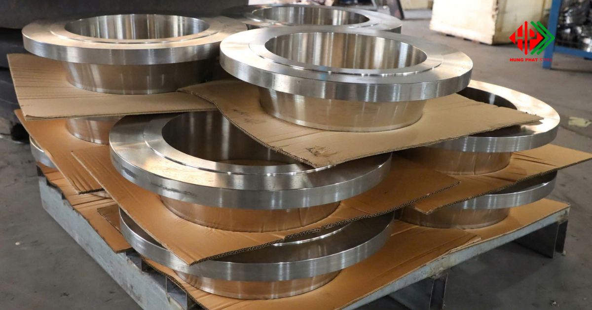 Gia công mặt bích inox