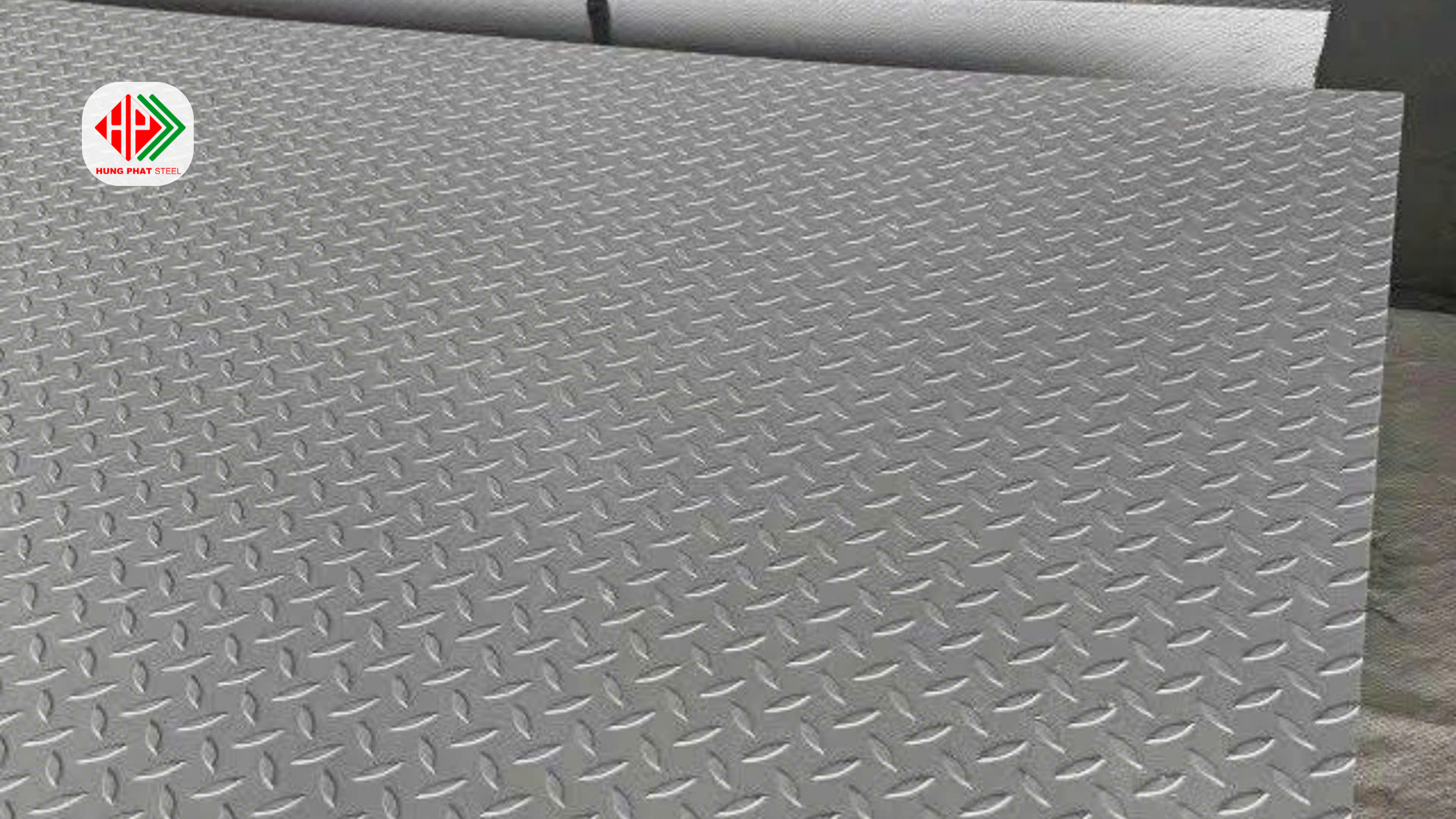 Tấm inox gân hoa văn chống trượt